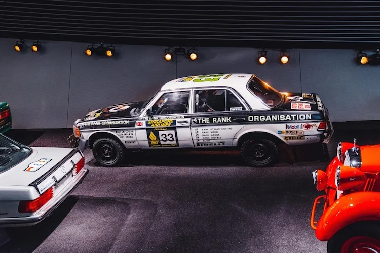 Чемпионский автомобиль в музее Mercedes-Benz