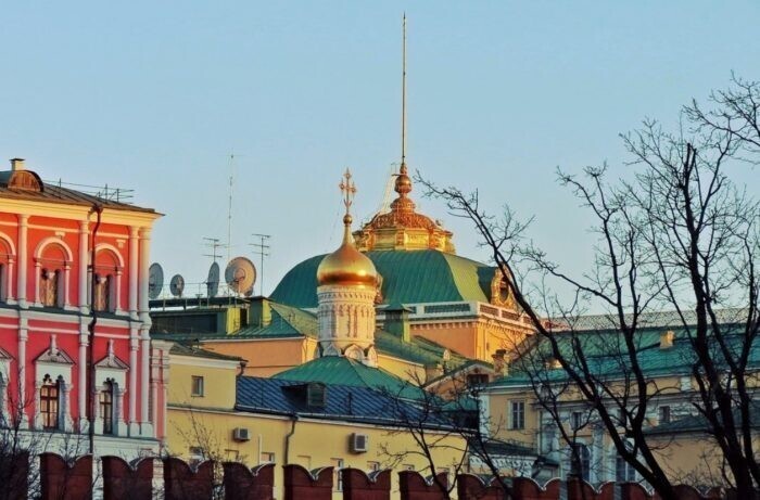 25 главных достопримечательностей Московского кремля