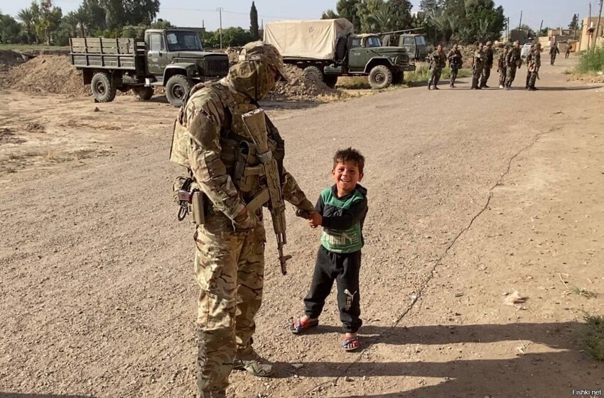 Русский солдат и сирийский ребёнок
