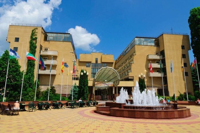 35 лучших санаториев Кисловодска