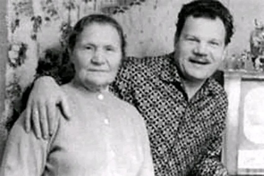 Михаил Пуговкин спас свою маму от лагеря