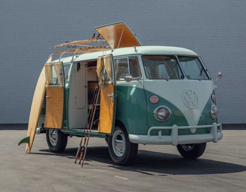 Volkswagen Type 2 Westfalia Camper 1962 — Немецкая гостиница на колесах