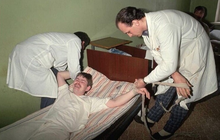 5. Пациент психиатрической больницы №3 имени В. А. Гиляровского. 1992 год