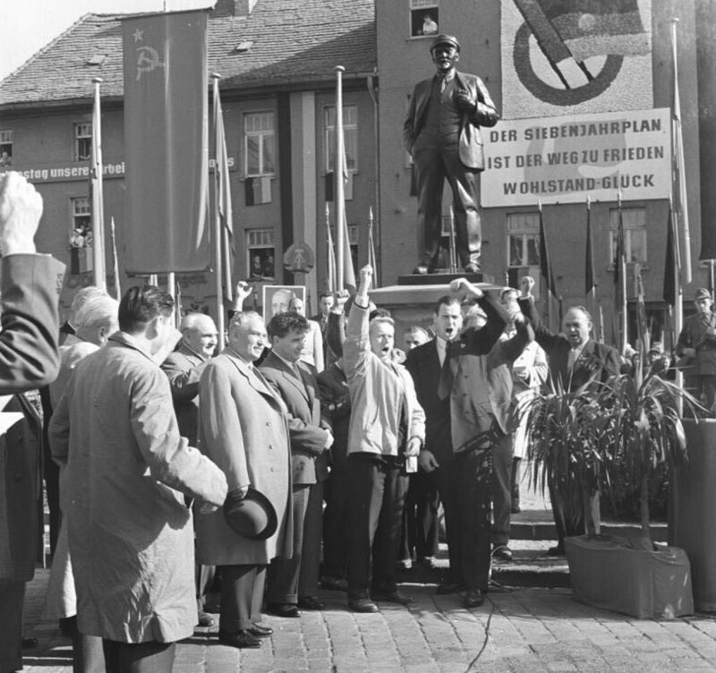 Как памятник Ленину оказался в фашистской Германии