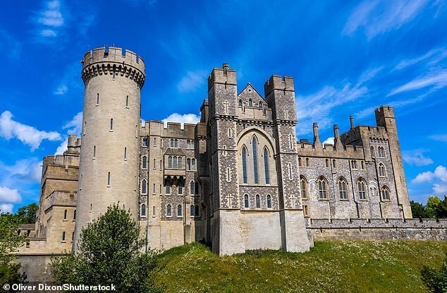 Из замка Арундел в Англии украли сокровища на сумму 1 миллион фунтов стерлингов