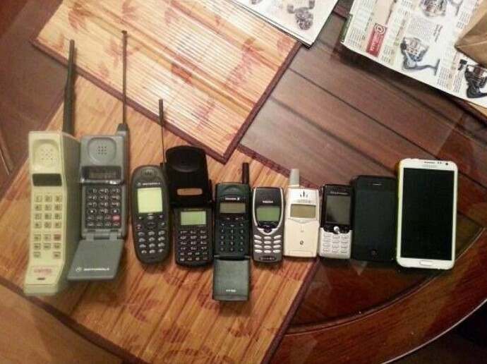 Эволюция мобильных телефонов за 30 лет