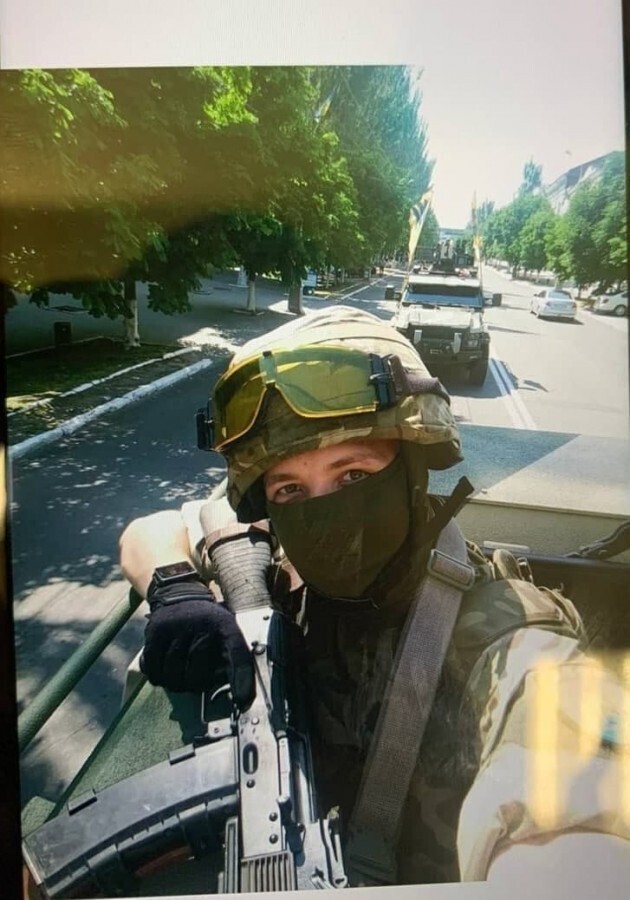 Несколько фотографий с телефона арестованного в Минске Романа Протасевича