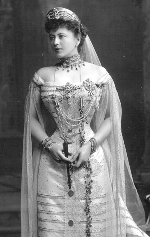 София Меренберг, графиня де Торби, дочь Н.А. Пушкиной, внучка поэта А.С. Пушкина на коронации Эдуарда VII. 1902 г.
