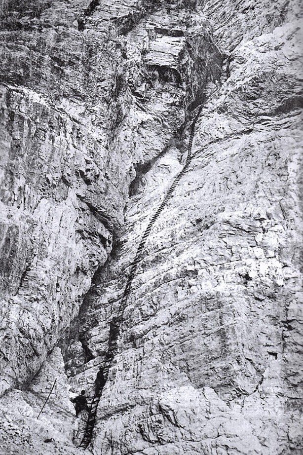Лестница к итальянским позициям на Тофана ди Розес, Доломиты. Первая мировая, 1916 год.
