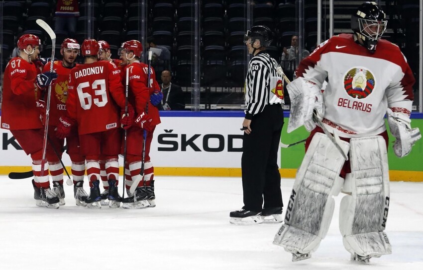 Российская сборная разгромила белорусов и вышла в плей-офф ЧМ по хоккею