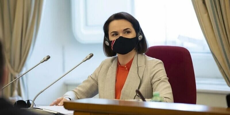 Встреча Тихановской с Дудой не гарантирует ей политического долголетия – пародия на президента