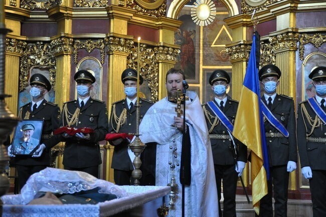 Украина-нацистское государство или реабилитация фашизма в украине?