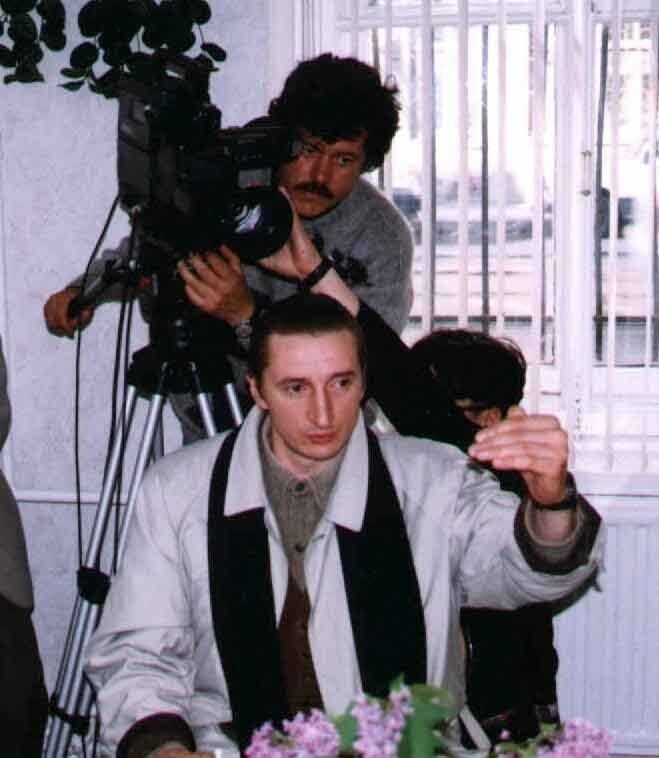 Александр Лыков на съемках «Улицы разбитых фонарей», 1995 год