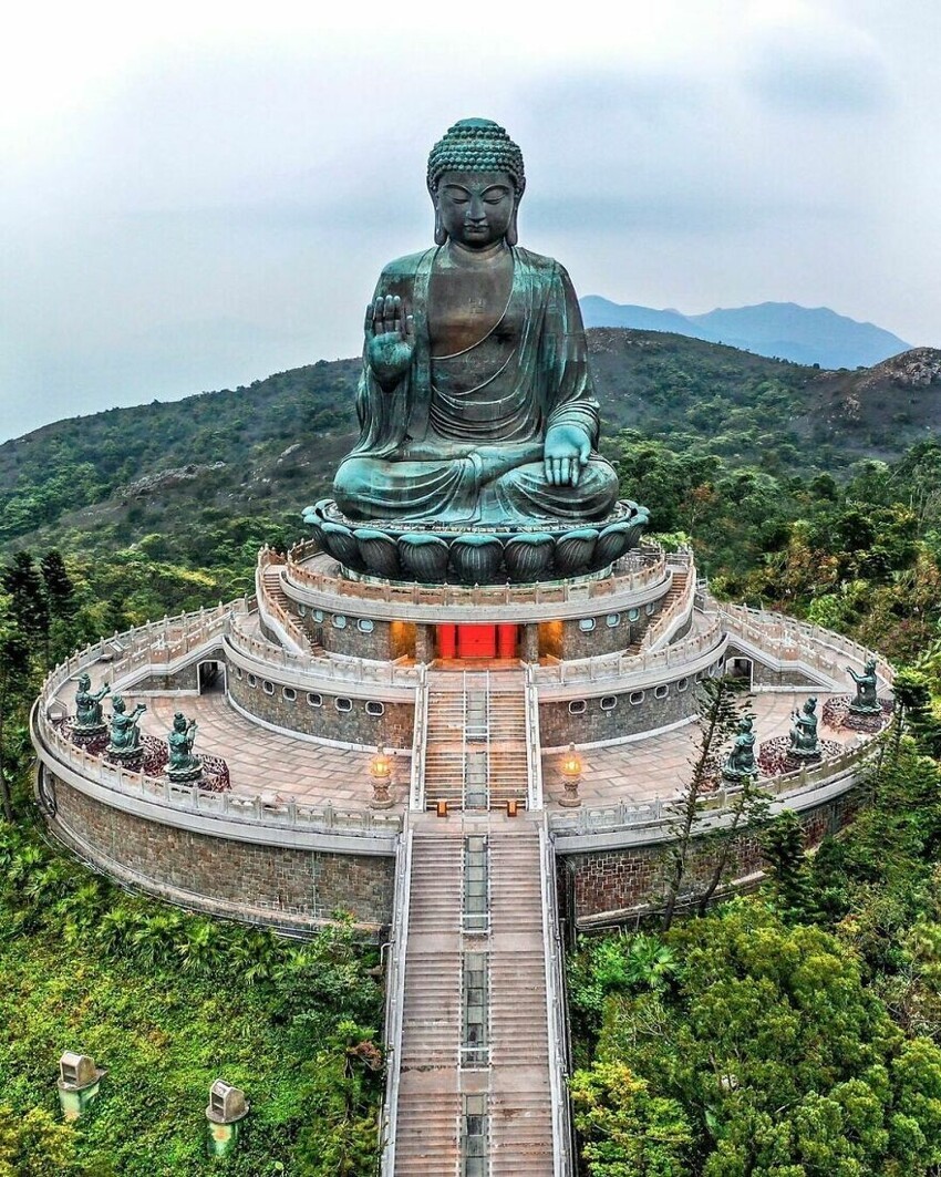 14. Тяньтань Будда в Гонконге