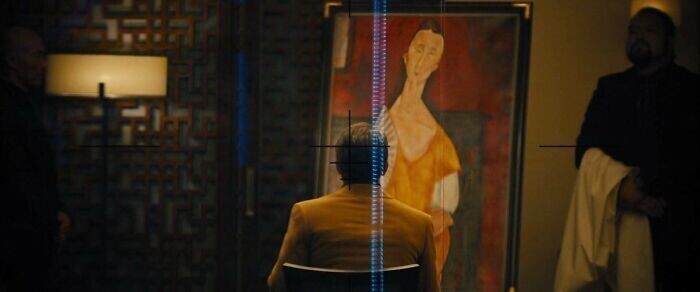 В фильме «Координаты Скайфолл» (2012) мелькает украденная картина. Это полотно  Амадео Модильяни «Женщина с веером». Оно действительно было украдено  в 2010 году и до сих пор не найдено