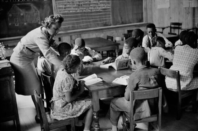Начальный класс в новой школе, Прейри Фармс, Монтгомери, Алабама, 1939 г.