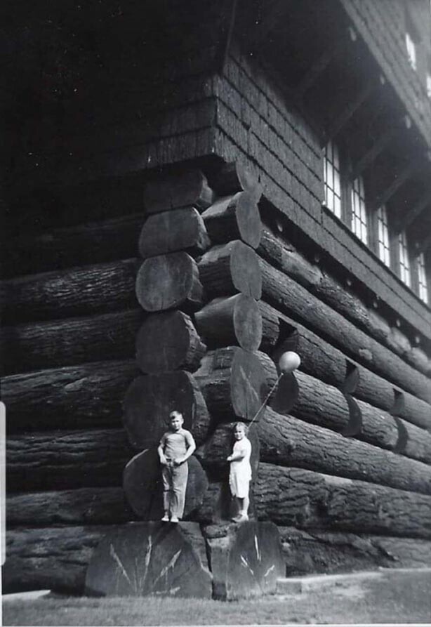 Избушка из секвойи, 1938 год, Риджфилд, Вашингтон, США