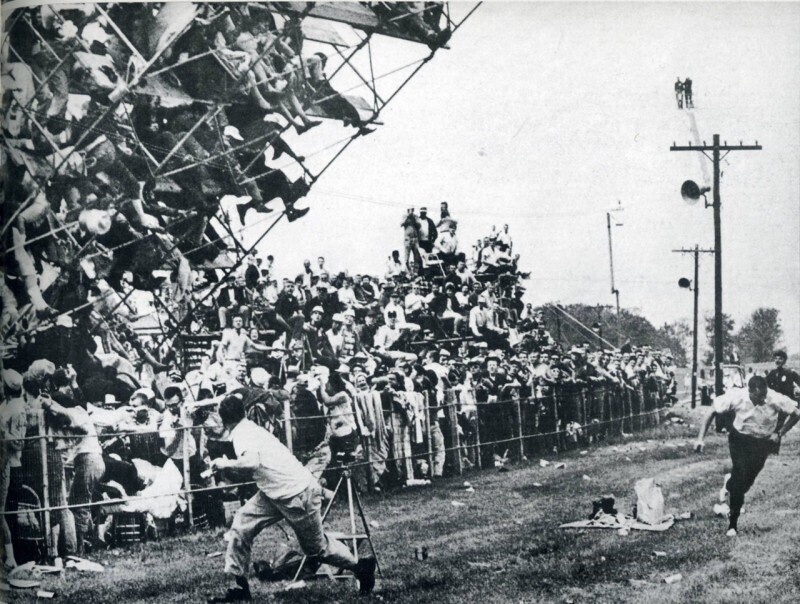Падение трибуны во время гонки Индианаполис 500 в 1960 году