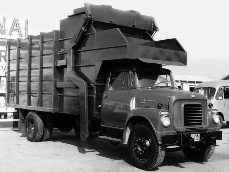 International Harvester AC-160 Bowles Refuse Truck (1956)