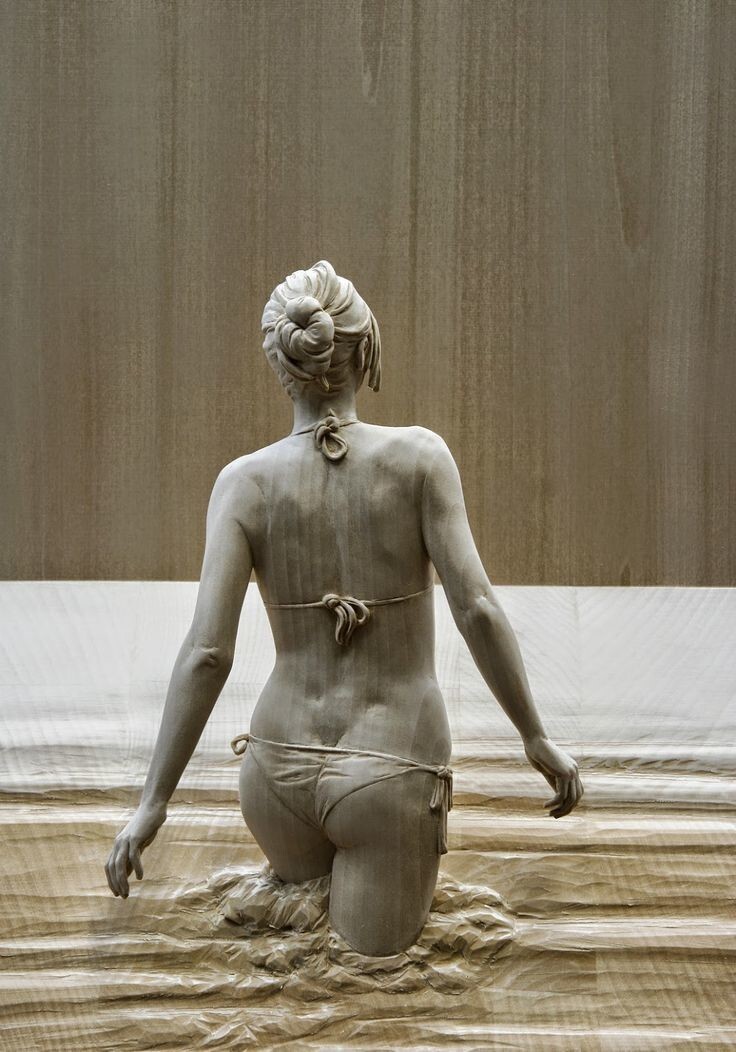 Потрясающие деревянные скульптуры, от реалистичности которых мороз по коже