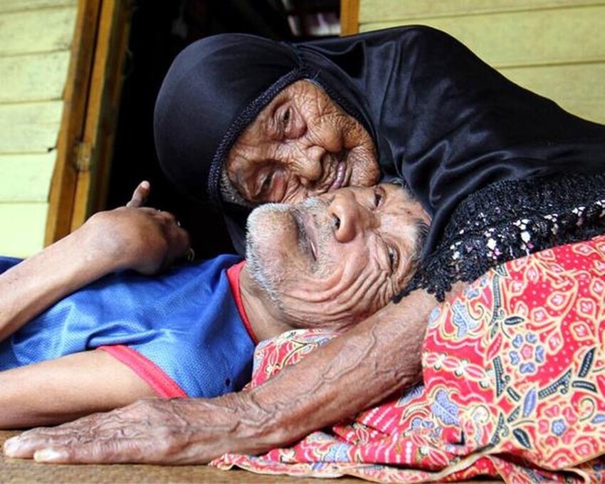 101-летняя мама с больным от рождения 63-летним сыном
