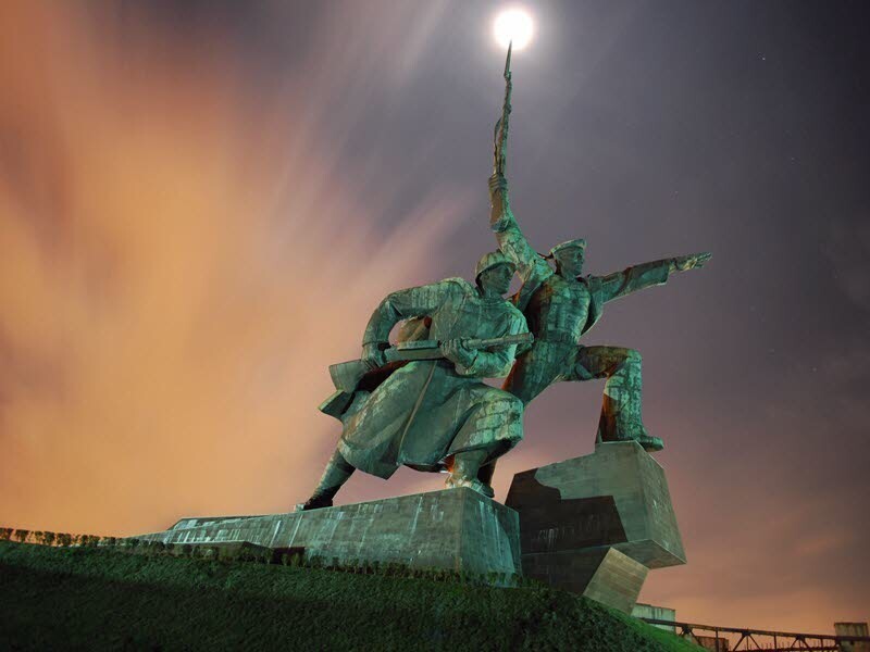 Памятник Солдату и Матросу, Севастополь