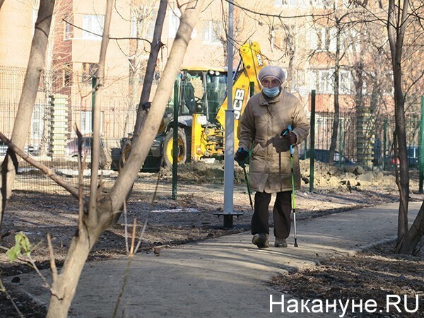 Количество людей пенсионного возраста в России резко сократилось, за неполные полтора года их стало меньше на 1,276 млн человек, из 43,865 млн в начале 2019 года к апрелю 2021-го в стране осталось 42,598 млн пенсионеров.