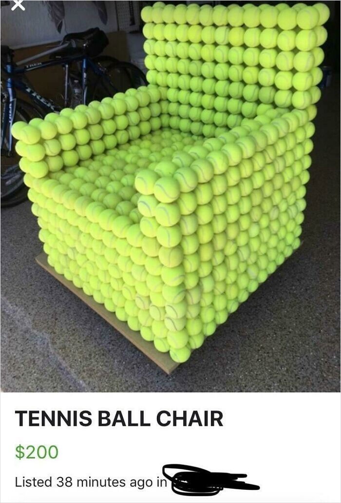 10. Кресло из теннисных мячей, 200 долларов