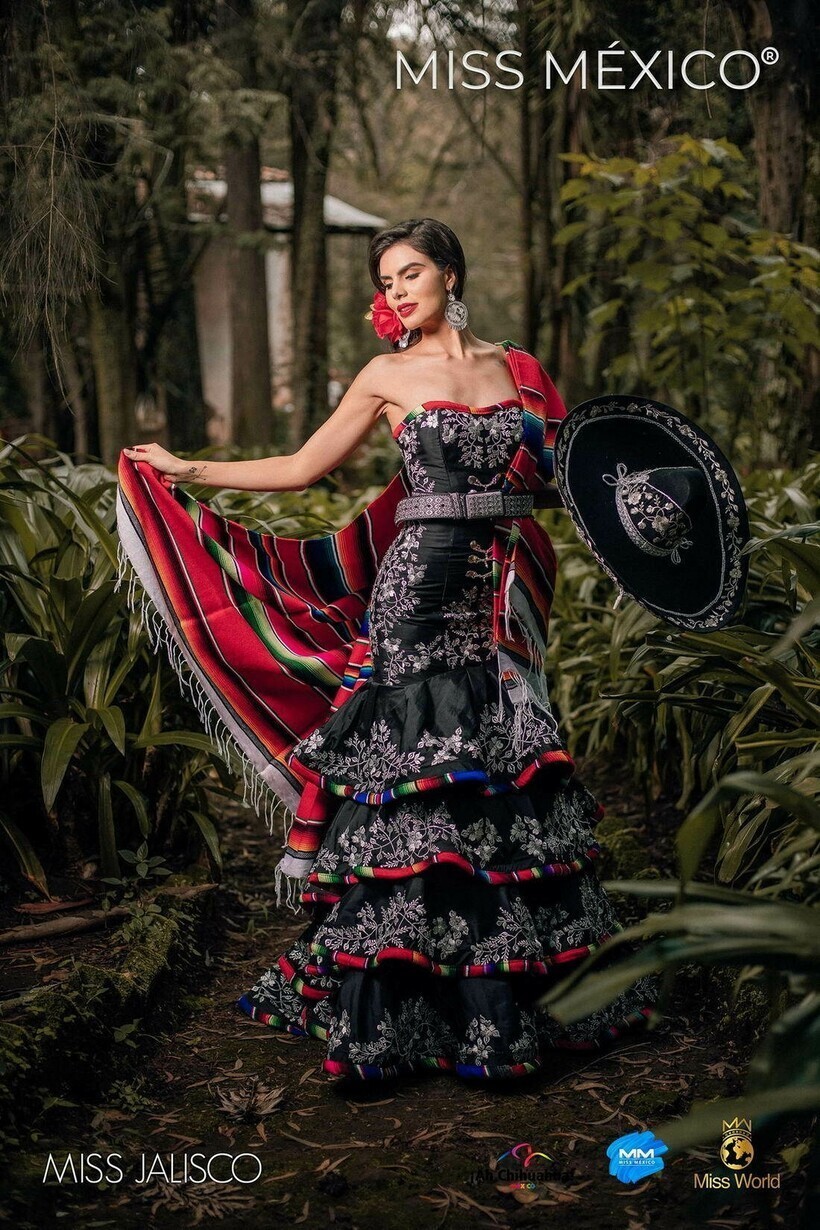Блог - Отражение Мексики: 32 ярких фото претенденток конкурса красоты — кто одержит победу