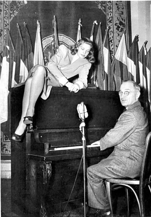 Президент США Гарри Трумэн и Lauren Bacall, 1940-е. Прямо-таки, кадр из фильма "Красотка"