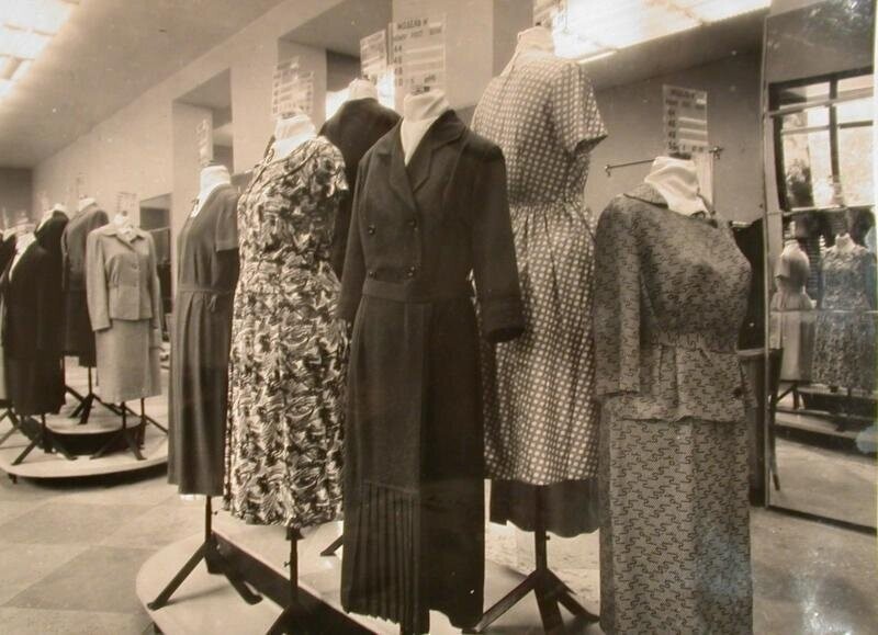 Магазин «Женская одежда». Неизвестный автор, 1961 год, г. Сталинград