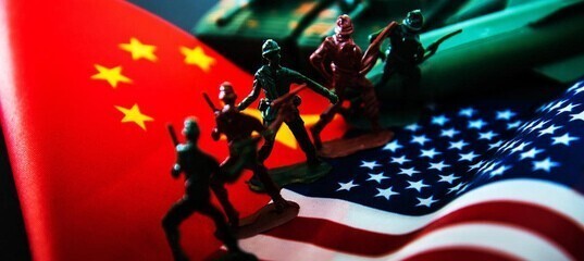 США готовятся применить к Китаю «военную» поправку к Конституции.