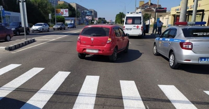 Чуть-чуть не заметила: автомобилистка сбила пенсионерку в Волгограде