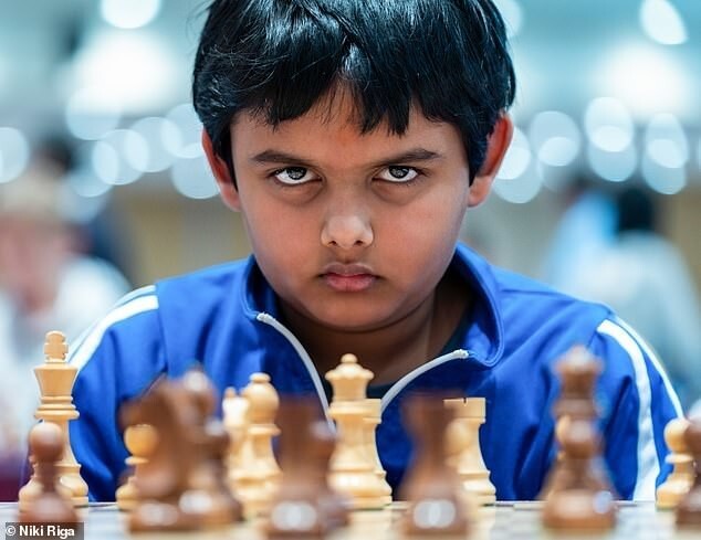 12-летний вундеркинд стал самым молодым гроссмейстером в истории