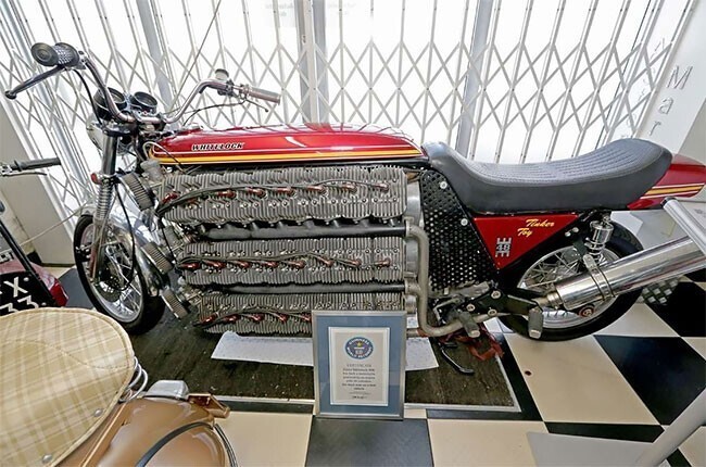Этот 48-цилиндровый мотоцикл - одна из самых безумных вещей, которые вы когда-либо видели