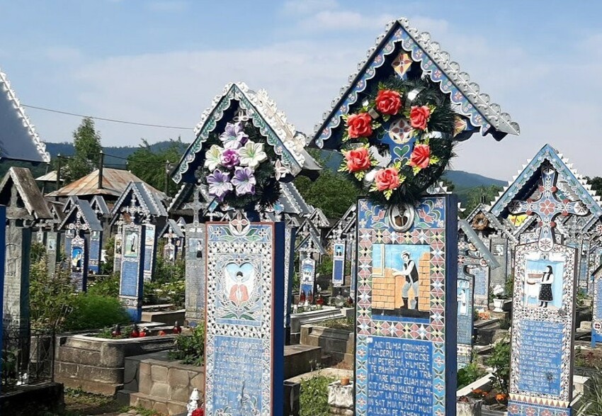 Весёлое кладбище в Румынии