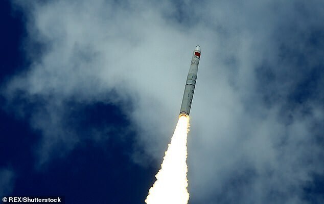 Китай собирается запустить ракетный флот против астероида-убийцы