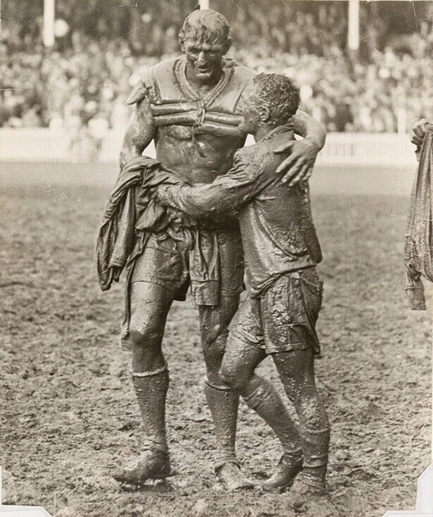 "Гладиаторы". Капитаны команд во время финала чемпината по рэгби, 1963 год, Австралия