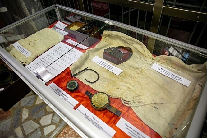 На выставке, посвященной группе Дятлова, показали загадочные экспонаты