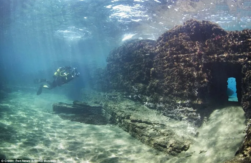 Самые удивительные подводные руины