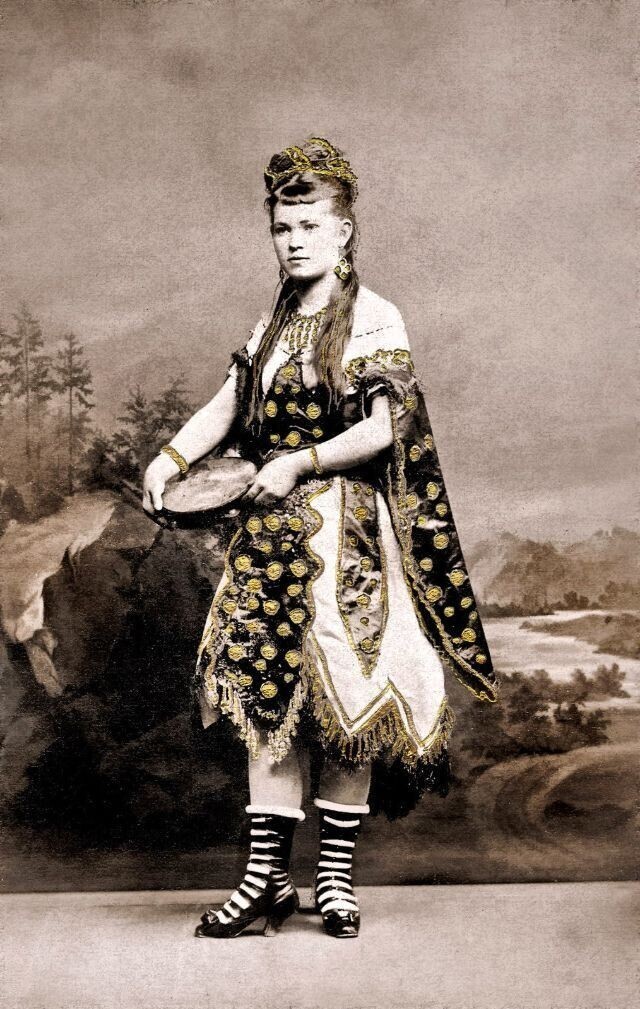 Моравский женский костюм