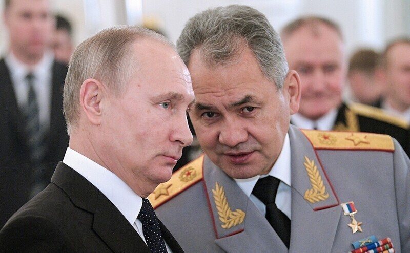 Статья президента вызвала большой положительный отклик и обсуждения в военной среде... – Минобороны РФ