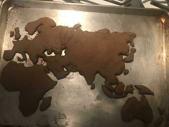 Карта Восточного полушария, выполненная из имбирного хлеба