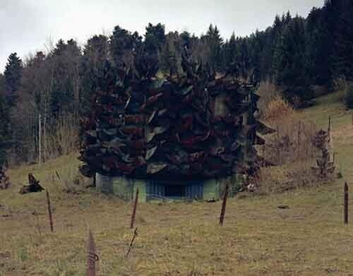 Бункеры, замаскированные под швейцарские виллы