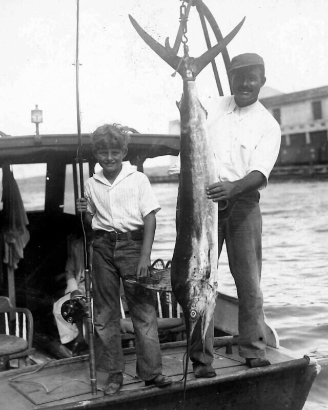Эрнест Хэмингуэй и его большая рыба