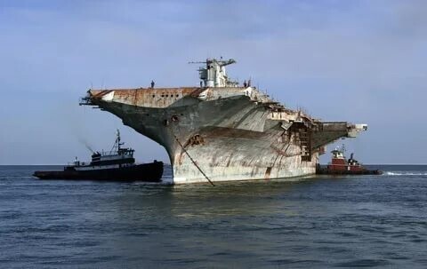 "Вскрыли слабые места": ВМС США массово списывают боевые корабли