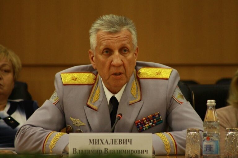 Генерал-майор полиции Михалевич: Мы на мигрантов посмотреть боимся, а скоро будем им кланяться