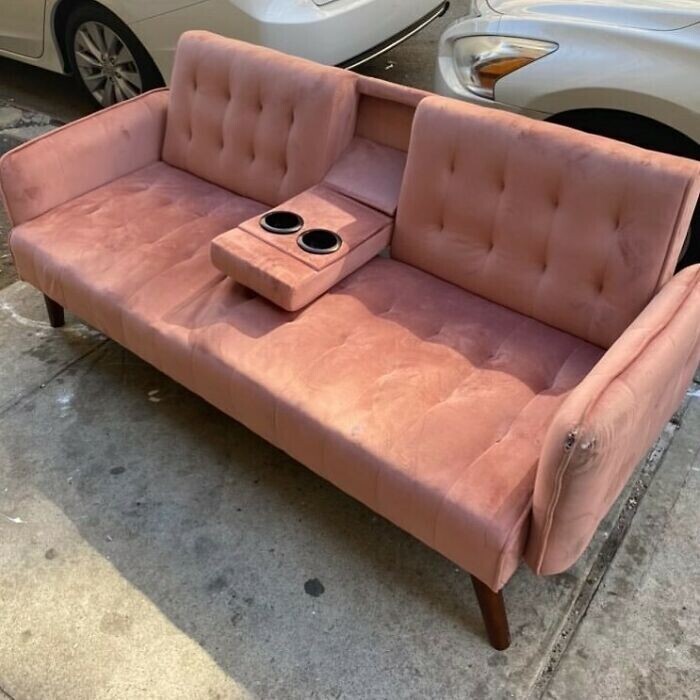 "Идеальный диван для гостиной"