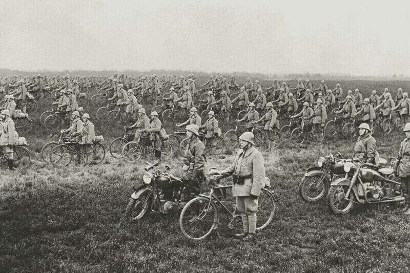 Велосипедный полк армии Нидерландов накануне немецкого вторжения, 1940 год