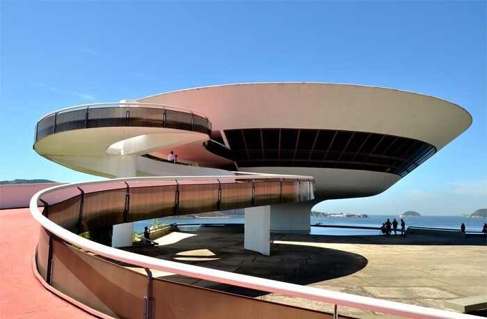 21. Музей современного искусства Нитероя, Бразилия